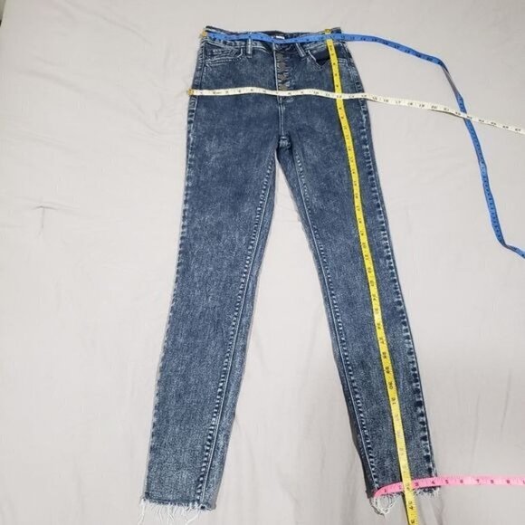 Fashion Nova Acid Wash Button-Fly High Rise Skinny Jeans Size 1 - Picture 9 of 11